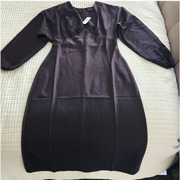 BANANA REPUBLIC BLOUSSANT-SLEEVE MIDI DRESS - Picture 6 of 8